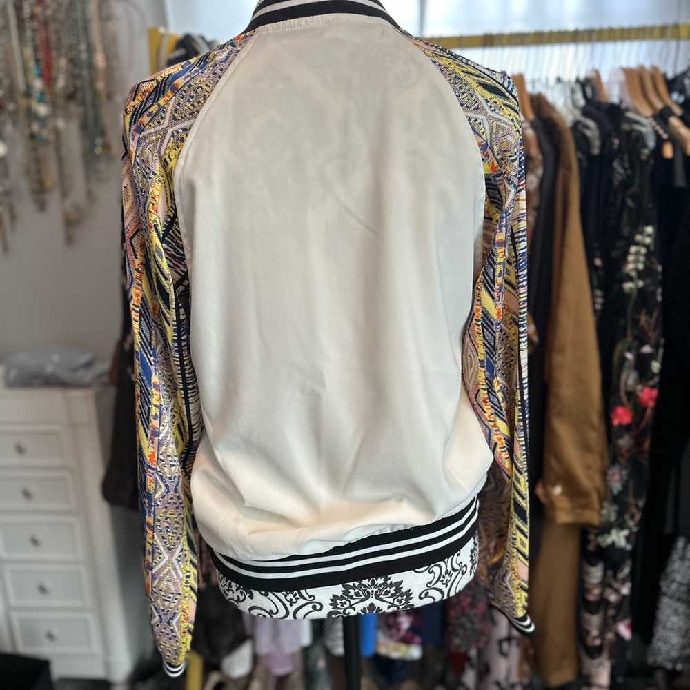Unique Zip Up Multicolor Jacket - image 5